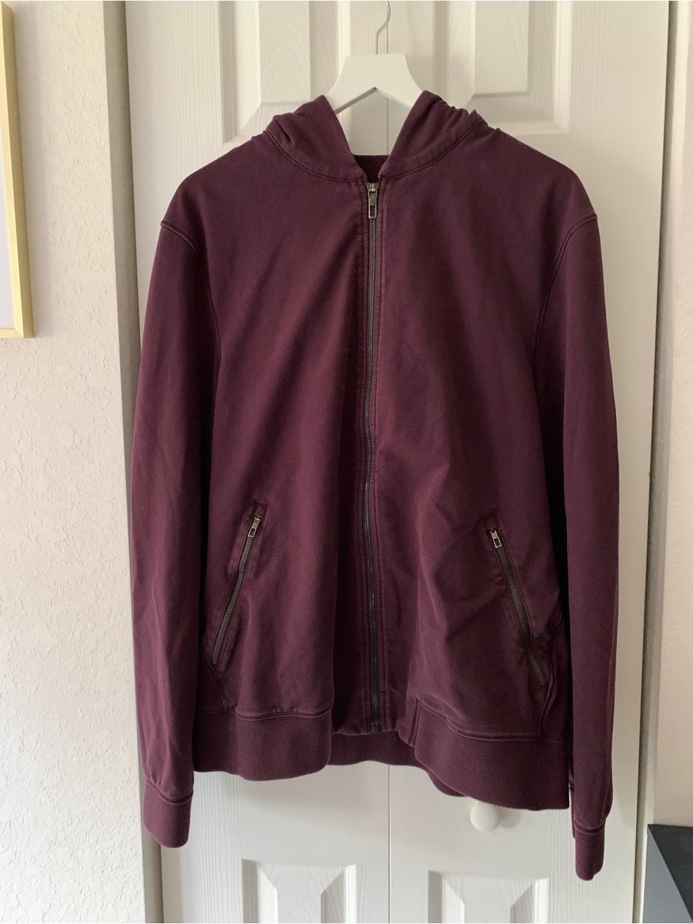 Lululemon Men’s Cross Cut Full Zip Hoodie M4633S Black Cherry Size Large EUC